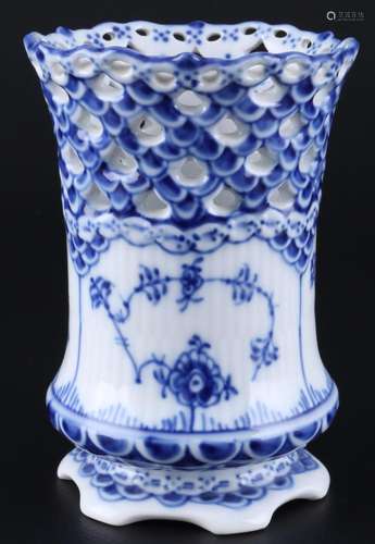 Royal Copenhagen Musselmalet Full Lace vase 1016 1st choice,...