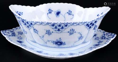 Royal Copenhagen Musselmalet Full Lace sauce boat 1105 1st c...