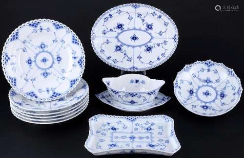 Royal Copenhagen Musselmalet Full Lace dinner service, Volls...