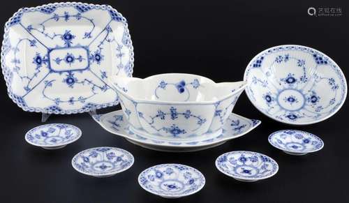 Royal Copenhagen Musselmalet 8-piece porcelain, 8-teiliges P...