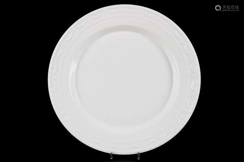 KPM Berlin Kurland large round platter "D 37 cm", ...