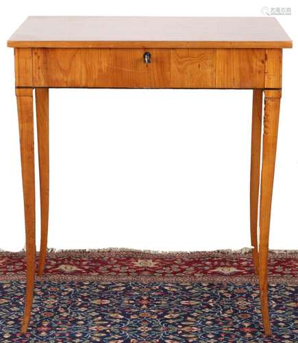 Biedermeier table around 1820, Biedermeier Beistelltisch mit...