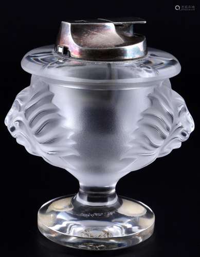 Lalique lion head table lighter, Löwenkopf Tischfeuerzeug,