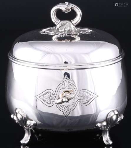 800 silver lidded box art nouveau, Jugendstil 800 Silber Dec...