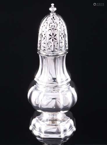 800 silver muffineer / sugar shaker, Silber Zuckerstreuer,