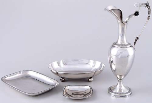 800 - 925 Silber 4-piece lot, jug, bowl and 2 platters, Silb...