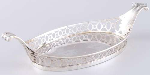 Silver handle basket with acanthus leaf handles, Silber Henk...