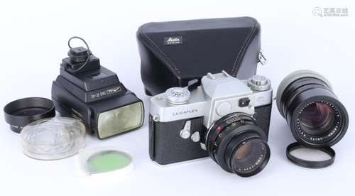 Leicaflex camera with accessories, Kamera mit Zubehör,