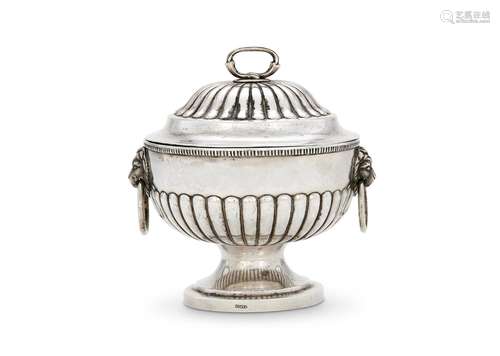 AN INDIAN COLONIAL SILVER SUGAR BOWL AND COVER