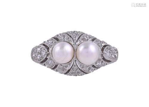 A 1920S DIAMOND AND PEARL DRESS RING