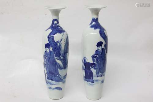 Pair of Chinese Blue and White Porcelain Vases