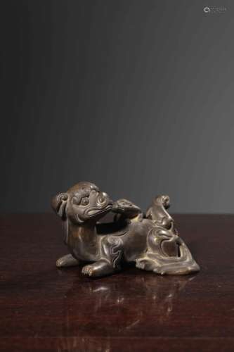 Qing Chinese Bronze Lion Paper Weight