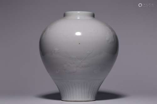 Chinese White Glazed Porcelain Meiping Vase