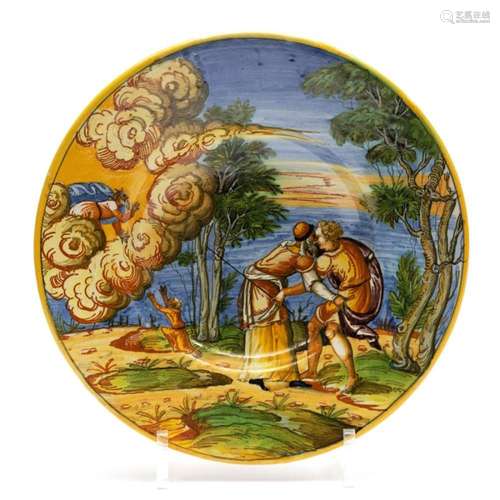 An Italian Istoriato Maiolica tondino