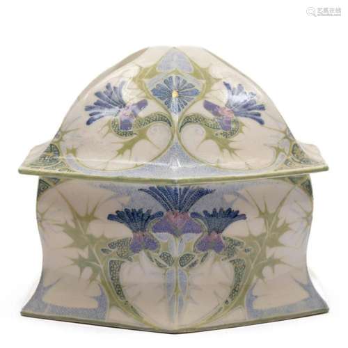 A Rozenburg Art Nouveau eggshell porcelain lidded box