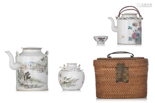 A collection of Chinese qianjiangcai and famille rose teapot...