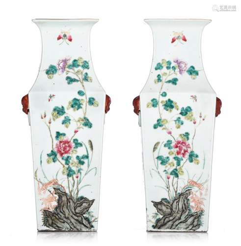 A pair of Chinese Fanghu vases, paired with Fu lion head han...