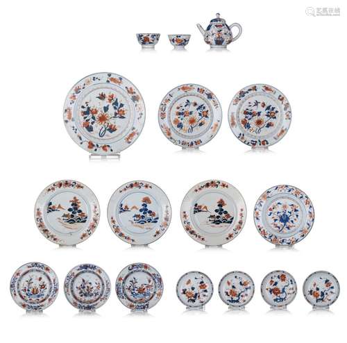 A collection of ten Chinese Imari export porcelain dishes, 1...