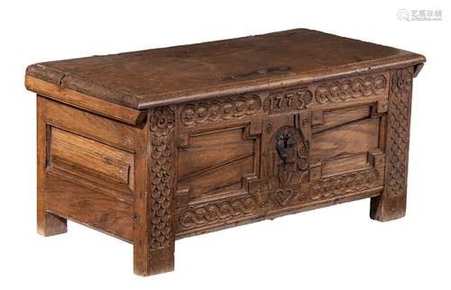 A Flemish oak chest, with inscription 'IHS 1773', H 38,5 - W...