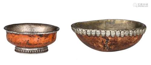 A Tibetan silver-lined 'Kapala' bowl, 13 x 16 cm - H 5,8 cm ...