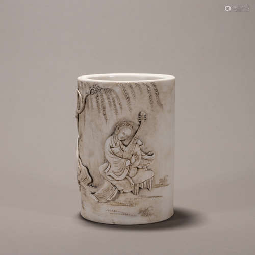 Porcelain Carved Court Lady Brush Pot