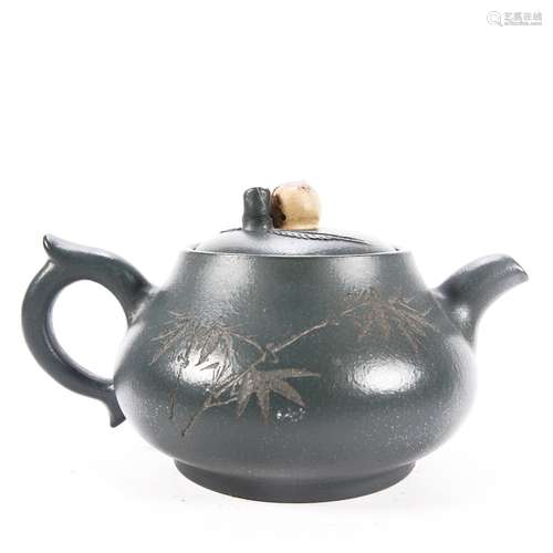 Zisha Incised Bamboo Leaves Inscribed Tea Pot