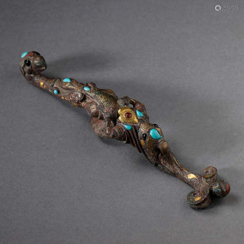 CHINESE HAN DYNASTY BRONZE INLAID GOLD AND SILVER BELT HOOK