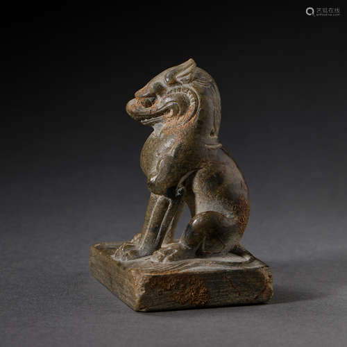 CHINESE TANG DYNASTY STONE LION SEATED STATUE