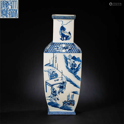 BLUE AND WHITE SQUARE VASE IN QIANLONG PERIOD OF QING DYNAST...