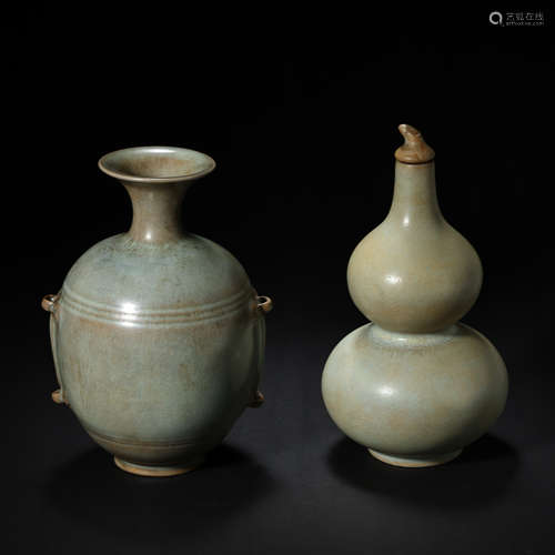 A GROUP OF CHINESE SONG DYNASTY OFFICIAL WARE CELADON PORCEL...