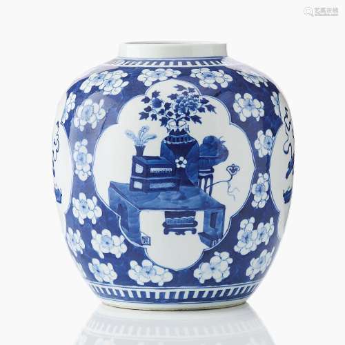 A Chinese Blue and White Porcelain Ginger Jar