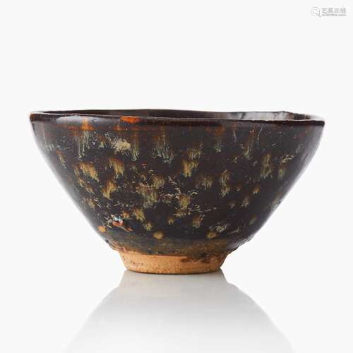 A ’Jizhou’ Bowl