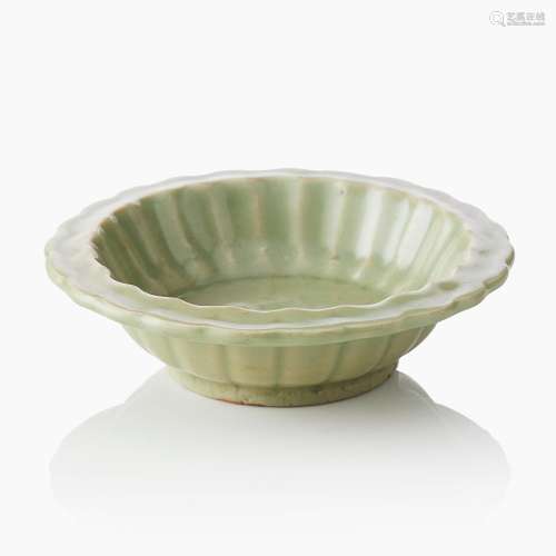 A Green Celadon Longquan Bowl