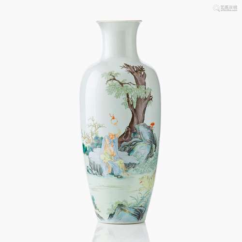 A Chinese Famille Rose Vase