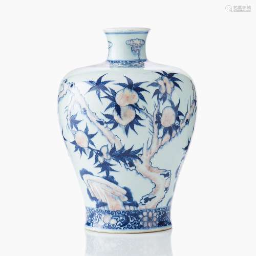 A Chinese Ming-style ’Peaches’ Vase (Meiping)