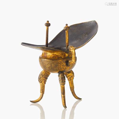 An Archaistic Gilt Metal Tripod Vessel, Jue