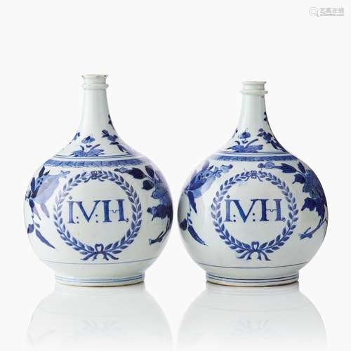 A Pair of Arita Apothecary Bottles, Edo Period