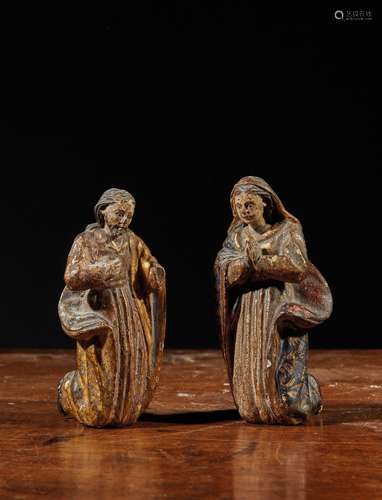 Saint Joseph et Marie en bois sculpté, polychromé et doré, p...