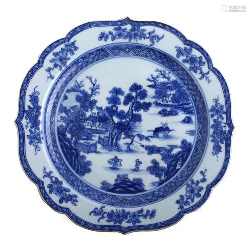 A BLUE AND WHITE 'FIGURES' DISH