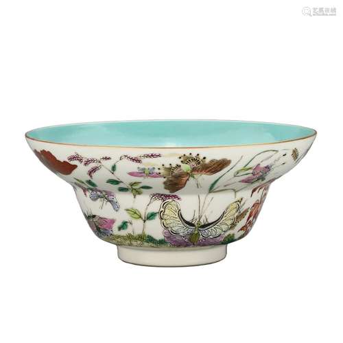 A FAMILLE-ROSE FLORAL BOWL