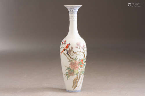 粉彩花鳥紋薄胎花瓶