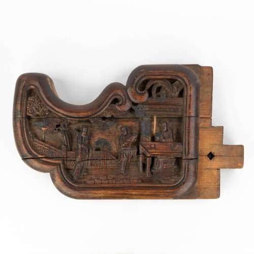 An antique wood sculptured corbel decorated with Asian/Chine...