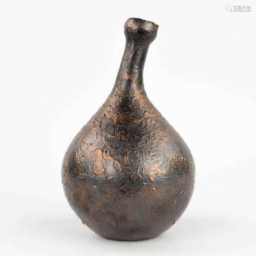 Elisabeth VANDEWEGHE (XX-XXI) A vase with metal glaze for Pe...