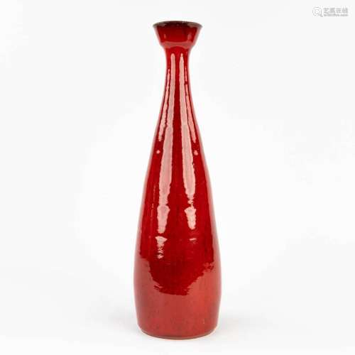 Léon GOOSSENS (XX) 'Red Vase' made of glazed ceramics. (H:41...