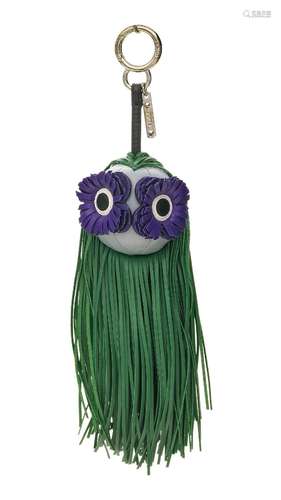 Fendi, bijou de sac pompon bag charm en cuir vert avec frang...