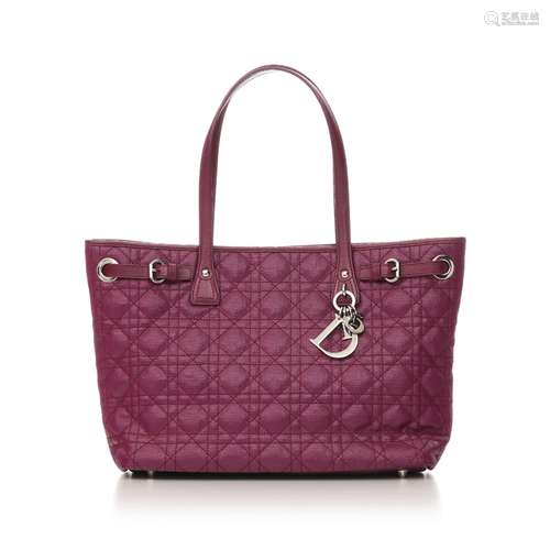 Christian Dior, sac cabas Panarea en toile enduite framboise...