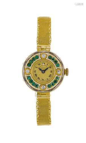 West End Watch Co, montre-bracelet en or sertie d'émeraudes ...