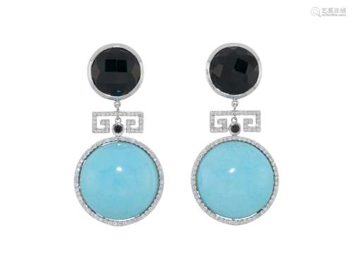 Paire de pendants d'oreilles or gris 750 ornés de turquoises...