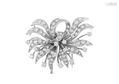 Vacheron Constantin, broche or gris 750 figurant un bouquet ...