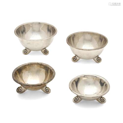 A SET OF FOUR MEXICAN STERLING SILVER 'NAUTILUS' BOWLS, WILL...